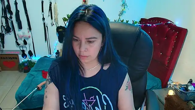 Snapshot of elektra_32 chatting on November 11, 2025, 9:04 am elektra 32 online show from November 11, 2025, 9:04 am