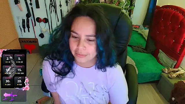 Snapshot of elektra_32 chatting on September 18, 2025, 5:54 am elektra 32 online show from September 18, 2025, 5:54 am