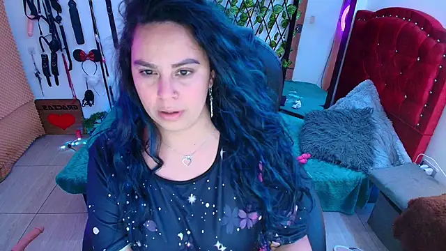 Snapshot of elektra_32 chatting on October 19, 2025, 7:11 am elektra 32 online show from October 19, 2025, 7:11 am