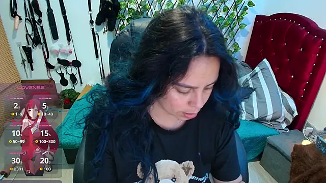 Snapshot of elektra_32 chatting on November 1, 2025, 10:58 pm elektra 32 online show from November 1, 2025, 10:58 pm