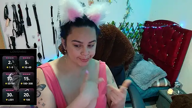 Snapshot of elektra_32 chatting on November 19, 2025, 7:19 am elektra 32 online show from November 19, 2025, 7:19 am