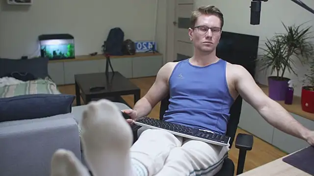 Snapshot of kevin-park chatting on February 21, 2025, 5:53 pm kevin-park online show from February 21, 2025, 5:53 pm