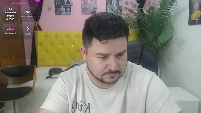 Snapshot of oso_dirty_ chatting on March 2, 2025, 5:30 pm oso dirty  online show from March 2, 2025, 5:30 pm