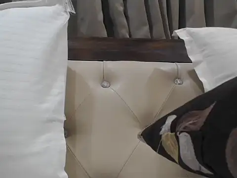 padikvinny online show from March 18, 2026, 9:37 pm