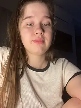 Snapshot of HornyGirlH chatting on November 6, 2025, 3:10 am HornyGirlH online show from November 6, 2025, 3:10 am