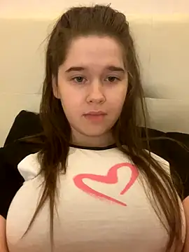 Snapshot of HornyGirlH chatting on September 14, 2025, 12:00 am HornyGirlH online show from September 14, 2025, 12:00 am