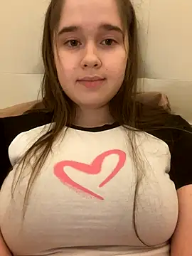 Snapshot of HornyGirlH chatting on October 25, 2025, 1:16 am HornyGirlH online show from October 25, 2025, 1:16 am