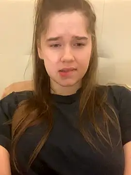 Snapshot of HornyGirlH chatting on October 30, 2025, 1:26 am HornyGirlH online show from October 30, 2025, 1:26 am