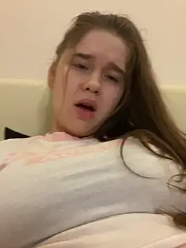 Snapshot of HornyGirlH chatting on March 1, 2025, 10:21 pm HornyGirlH online show from March 1, 2025, 10:21 pm