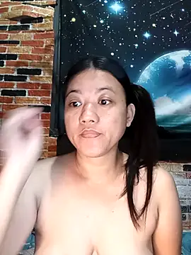 Snapshot of Urchanel chatting on September 20, 2025, 10:37 pm Urchanel online show from September 20, 2025, 10:37 pm