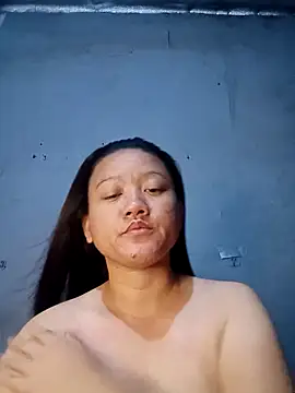 Snapshot of Urchanel chatting on February 16, 2025, 1:05 pm Urchanel online show from February 16, 2025, 1:05 pm