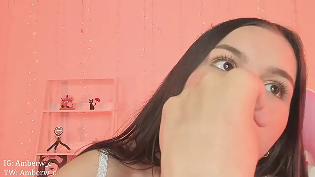 Snapshot of Ambeerouse chatting on March 10, 2025, 7:33 am Ambeerouse online show from March 10, 2025, 7:33 am