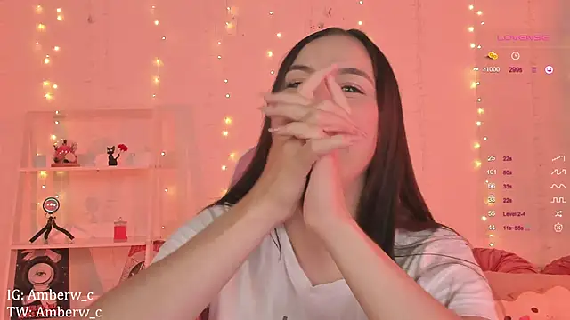 Snapshot of Ambeerouse chatting on March 12, 2025, 7:24 am Ambeerouse online show from March 12, 2025, 7:24 am