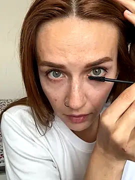 Snapshot of BritneyHall chatting on October 9, 2025, 7:09 am BritneyHall online show from October 9, 2025, 7:09 am