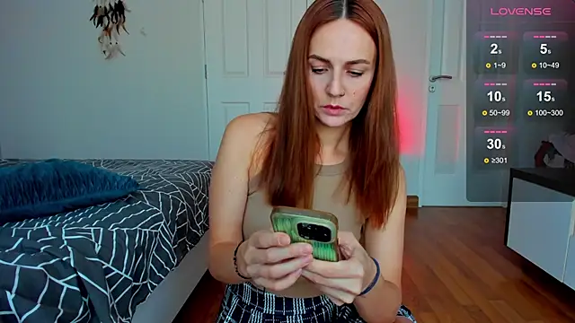 Snapshot of BritneyHall chatting on January 3, 2025, 10:09 am BritneyHall online show from January 3, 2025, 10:09 am