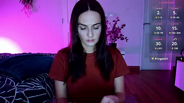 Snapshot of BritneyHall chatting on March 13, 2025, 11:08 am BritneyHall online show from March 13, 2025, 11:08 am