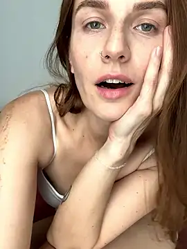 Snapshot of BritneyHall chatting on January 15, 2026, 7:12 am BritneyHall online show from January 15, 2026, 7:12 am