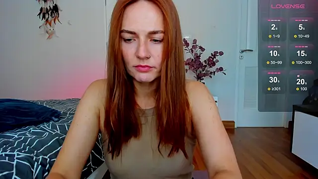 Snapshot of BritneyHall chatting on January 5, 2025, 6:56 am BritneyHall online show from January 5, 2025, 6:56 am