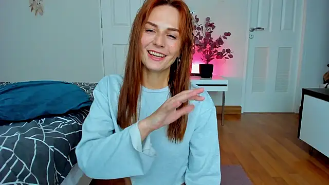 Snapshot of BritneyHall chatting on February 27, 2025, 8:56 am BritneyHall online show from February 27, 2025, 8:56 am