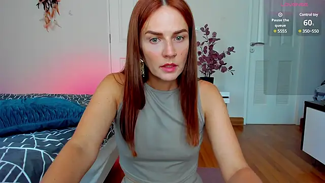 Snapshot of BritneyHall chatting on February 11, 2025, 7:33 am BritneyHall online show from February 11, 2025, 7:33 am