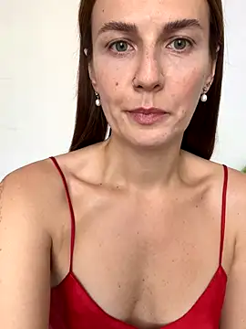 Snapshot of BritneyHall chatting on October 14, 2025, 8:59 am BritneyHall online show from October 14, 2025, 8:59 am