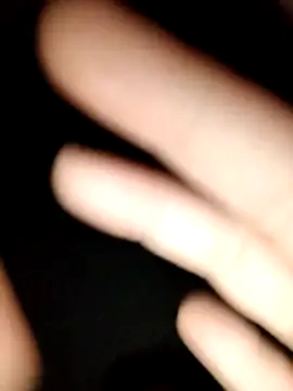 Snapshot of Annerae chatting on November 15, 2025, 4:44 pm Annerae online show from November 15, 2025, 4:44 pm