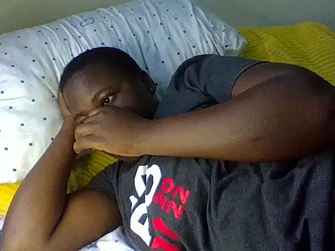 Snapshot of cute-marianna chatting on October 25, 2025, 6:12 am cute-marianna online show from October 25, 2025, 6:12 am