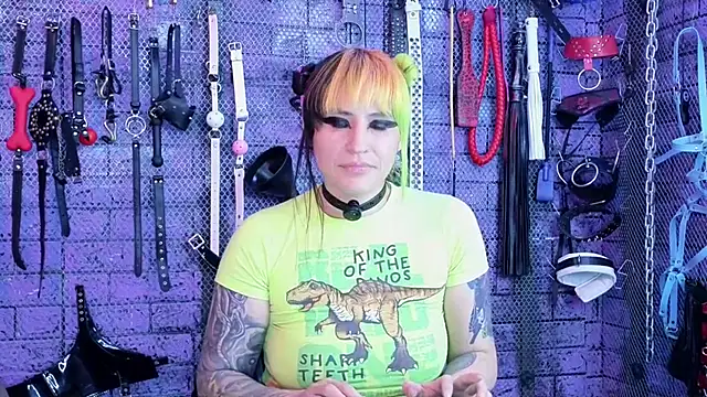 Snapshot of PANDORANEZZ chatting on April 26, 2026, 6:05 pm PANDORANEZZ online show from April 26, 2026, 6:05 pm