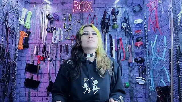 PANDORANEZZ online show from March 22, 2025, 6:11 am