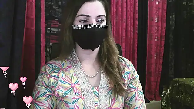 Snapshot of Cute_Sonii chatting on November 10, 2025, 11:04 am Cute Sonii online show from November 10, 2025, 11:04 am