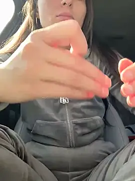 Snapshot of YOUR-KARINA chatting on March 4, 2025, 7:30 am YOUR-KARINA online show from March 4, 2025, 7:30 am