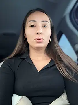 Snapshot of YOUR-KARINA chatting on January 24, 2025, 2:18 am YOUR-KARINA online show from January 24, 2025, 2:18 am