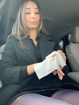 Snapshot of YOUR-KARINA chatting on March 10, 2025, 7:44 am YOUR-KARINA online show from March 10, 2025, 7:44 am