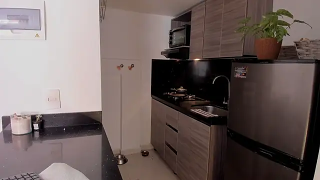 Snapshot of mariam_hill chatting on November 20, 2025, 2:18 pm mariam hill online show from November 20, 2025, 2:18 pm