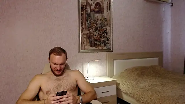 Snapshot of Toress1 chatting on November 12, 2025, 8:40 am Toress1 online show from November 12, 2025, 8:40 am