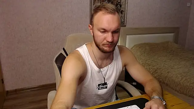 Snapshot of Toress1 chatting on October 26, 2025, 5:24 pm Toress1 online show from October 26, 2025, 5:24 pm