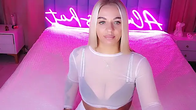 Snapshot of AllwaysHotJ chatting on November 12, 2025, 2:37 am AllwaysHotJ online show from November 12, 2025, 2:37 am