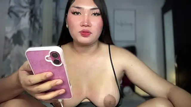 Snapshot of Miss_Deliciousness chatting on February 12, 2026, 3:45 pm Miss Deliciousness online show from February 12, 2026, 3:45 pm