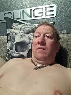 Snapshot of tomtom111111 chatting on October 30, 2025, 9:22 pm tomtom111111 online show from October 30, 2025, 9:22 pm