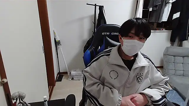 pychan online show from March 1, 2026, 12:16 pm