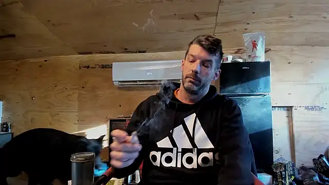 Kenny Kyle online show from December 16, 2025, 2:10 pm