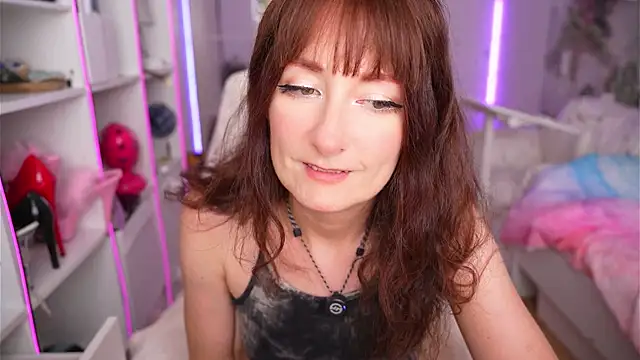 Cissy Glitter online show from July 25, 2026, 3:07 pm