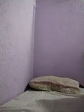 KassKiss online show from April 7, 2026, 3:30 am