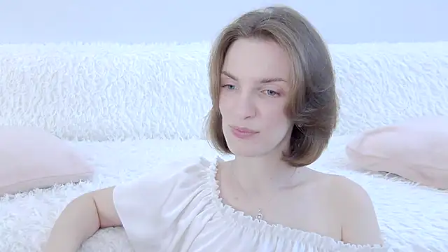 Snapshot of Beauty_Alex chatting on July 17, 2026, 2:53 am Beauty Alex online show from July 17, 2026, 2:53 am