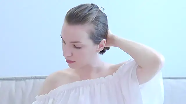 Snapshot of Beauty_Alex chatting on June 28, 2026, 2:18 am Beauty Alex online show from June 28, 2026, 2:18 am