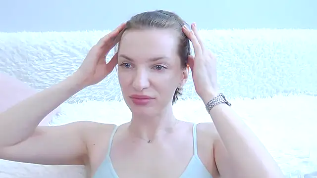 Snapshot of Beauty_Alex chatting on June 14, 2026, 2:19 am Beauty Alex online show from June 14, 2026, 2:19 am