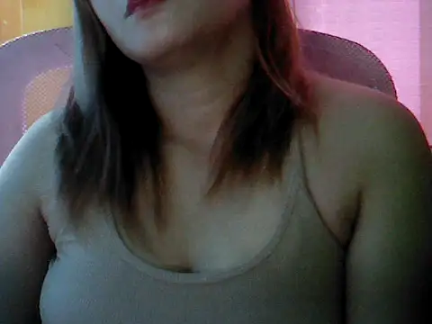 ashlylove25 online show from April 22, 2026, 4:25 pm