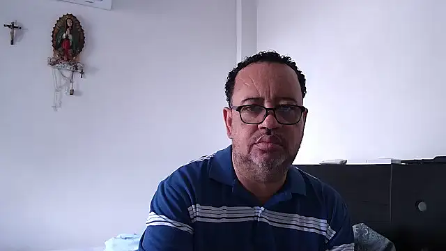 Snapshot of djtomxxx2777 chatting on October 18, 2025, 3:03 pm djtomxxx2777 online show from October 18, 2025, 3:03 pm