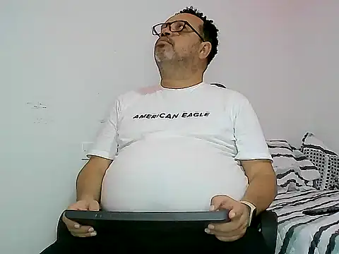 Snapshot of djtomxxx2777 chatting on March 21, 2025, 5:23 pm djtomxxx2777 online show from March 21, 2025, 5:23 pm