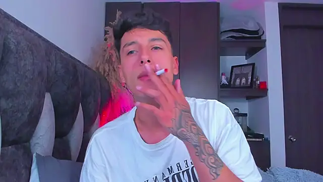 Snapshot of I_Gabriel chatting on January 16, 2025, 10:34 pm I Gabriel online show from January 16, 2025, 10:34 pm